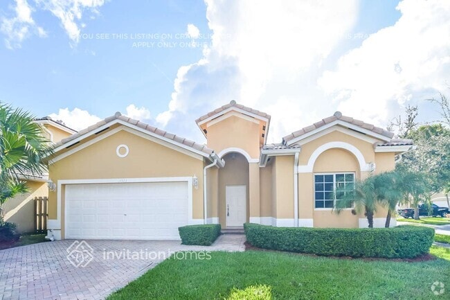 Building Photo - 14323 SW 156th Ave