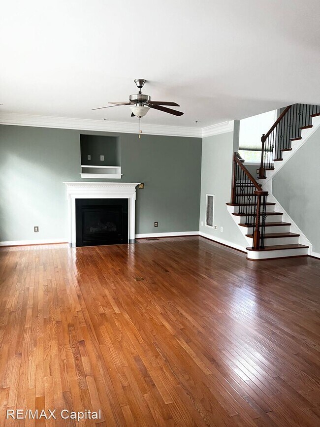 Foto del edificio - 5 br, 4 bath House - 102 POTTER LANE