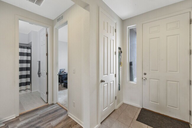 Foto del edificio - 2312 Sunrise Ln