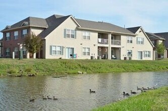 Building Photo - 6200 Clark Ln