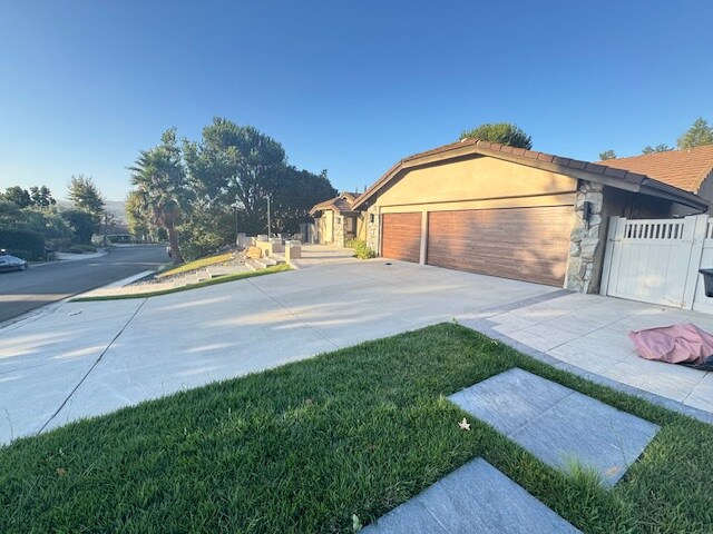 Foto del edificio - 5425 Brentwood Pl