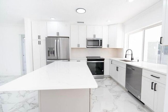 Photo - 1070 SW 18th Street, Boca Raton, FL 33486 - 6826 House