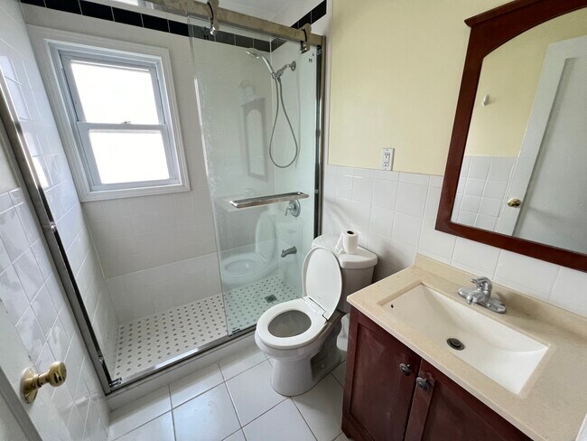 Baño - 237 Wardwell Rd