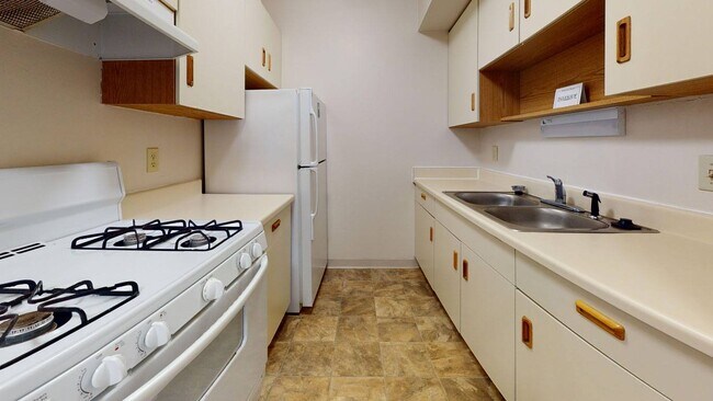 Foto del edificio - Waverly Park Apartments
