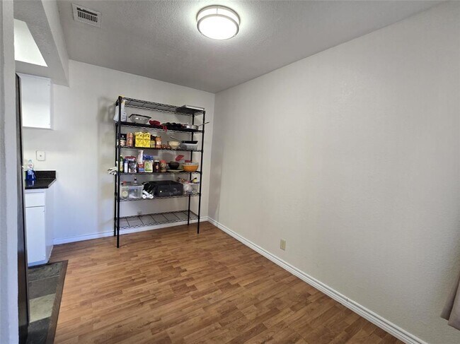 Foto del edificio - 2600 Penny Ln