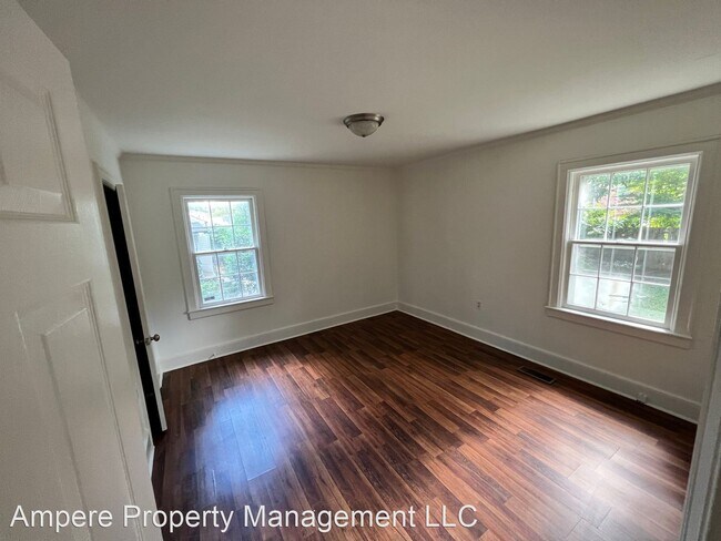 Building Photo - 3 br, 1 bath House - 313 Shawnee Trl
