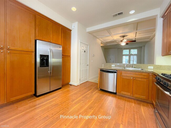 Building Photo - 3 br, 2.5 bath Townhome - 264 Kentdale Place