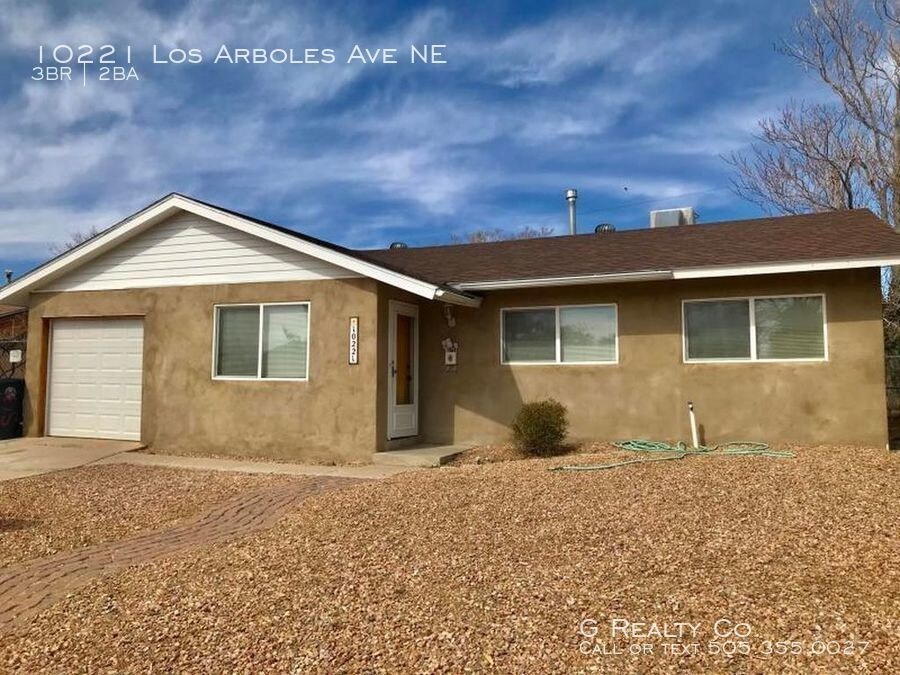 Primary Photo - 10221 Los Arboles Ave NE