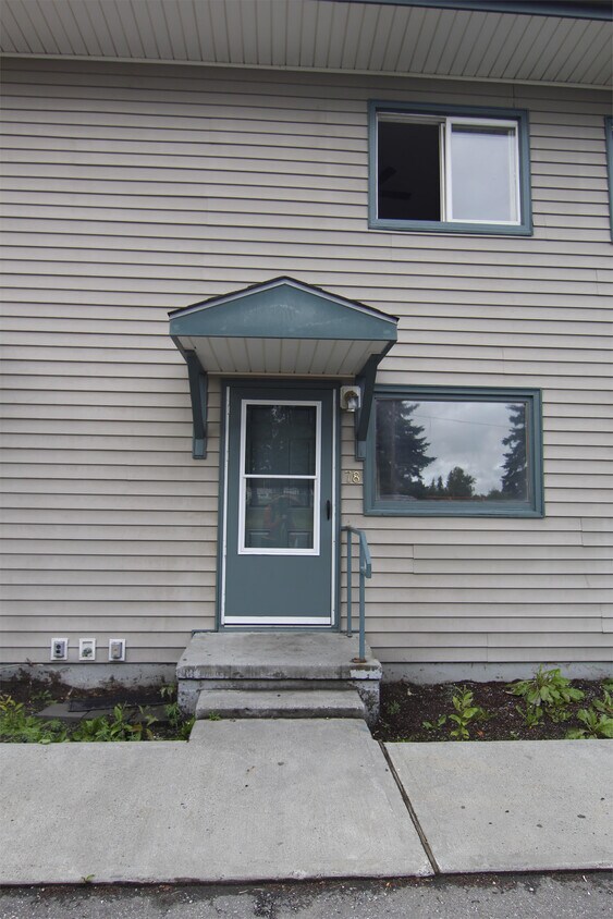 Primary Photo - 78 Dunbar Ave