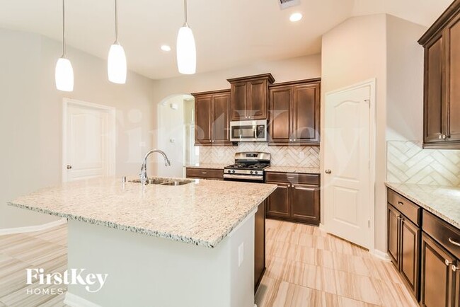 Foto del edificio - 259 Rolling Creek Ln