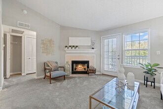 Living room - The Crossings at Short Pump