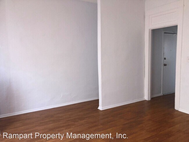 Building Photo - 310 S Alvarado St