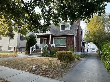 Building Photo - 355 E 500 N
