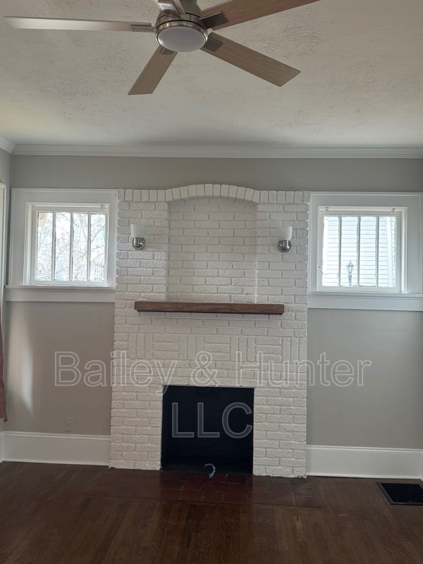 Building Photo - 1385 Hartford Ave SW