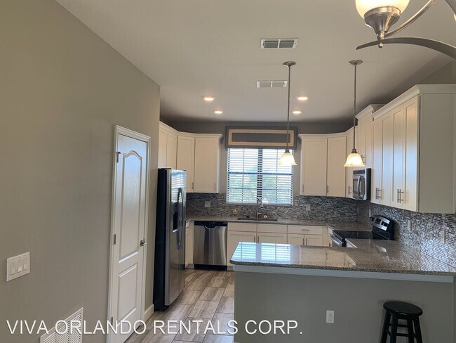 Building Photo - 4 br, 4 bath House - 8512 PLAYER POINT DR