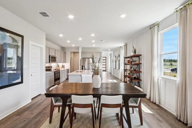 Foto del edificio - 1208 Lavender Wy