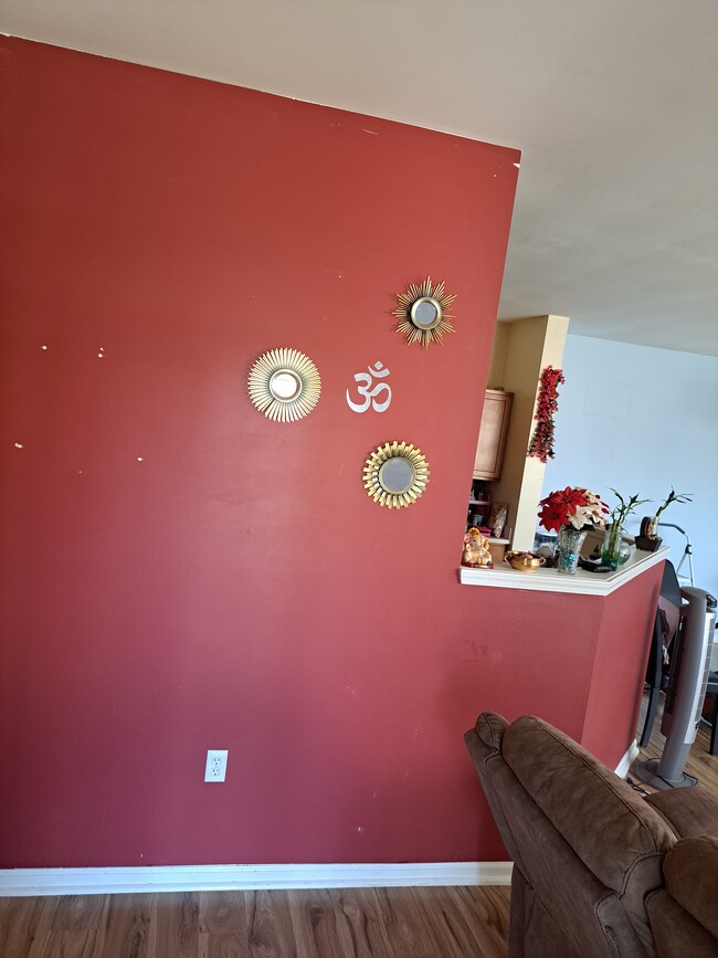 Photo - 4038 Norwich Dr Apartment