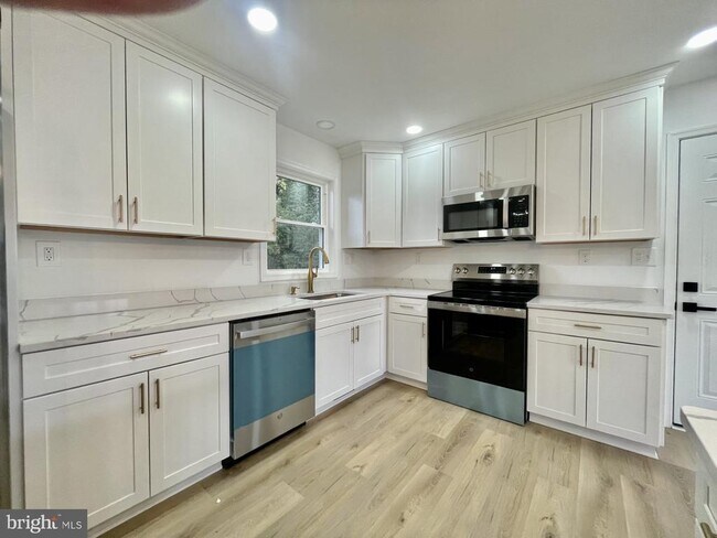 Foto del edificio - 313 Windsor Ct