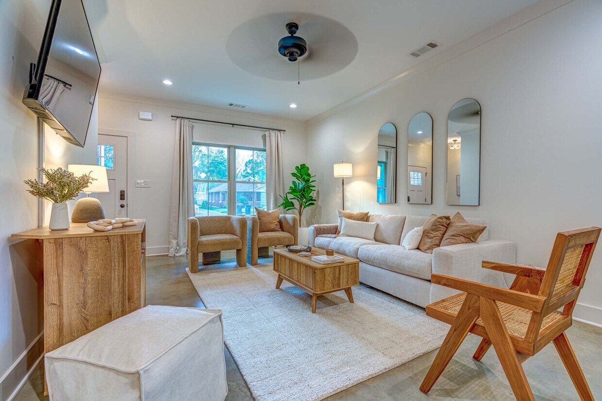 Foto principal - 668 Hawthorne St