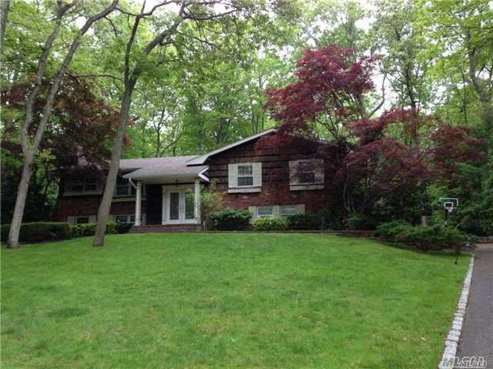 Primary Photo - 5 Barrington Pl