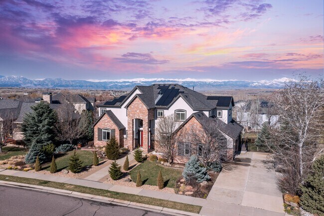 Building Photo - 348 Meadow View Pky