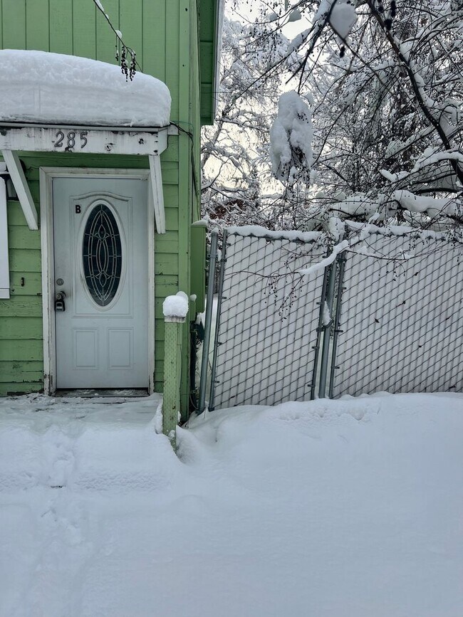 Foto del edificio - 285 Cindy Dr