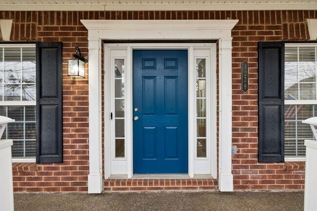 Foto del edificio - Located in the highly desirable McKays Mill community in Franklin, TN