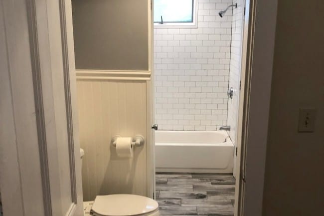 Updated bath - 59 Halsey St
