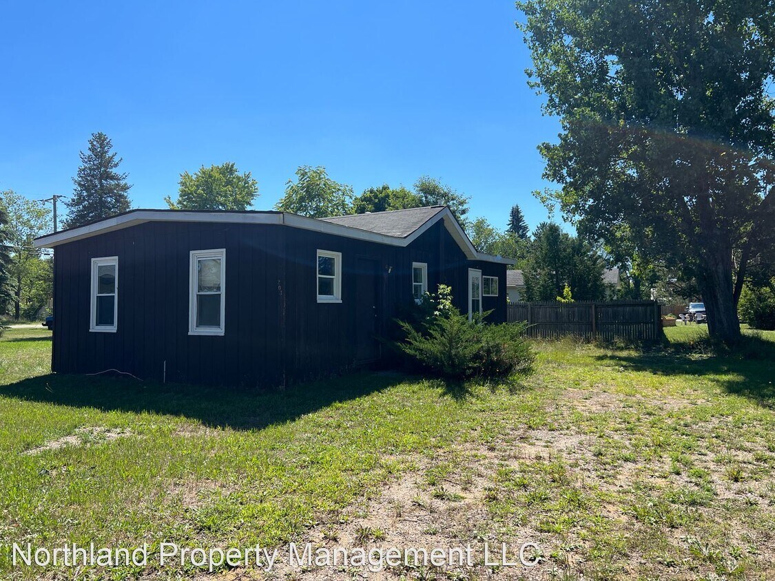 Foto principal - 2 br, 1 bath House - 203 Division St