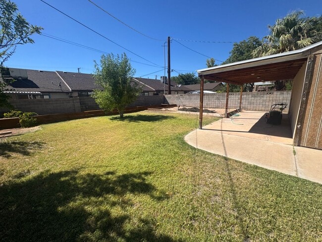 Building Photo - 580 S 100 E