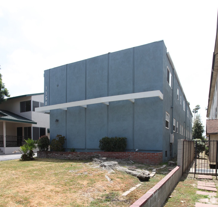 Building Photo - 1158 Raymond Ave