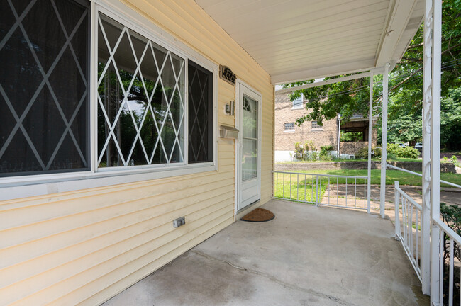 Foto del edificio - 5529 McCandless Ave