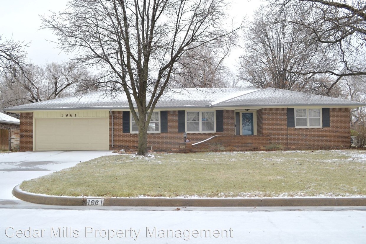 Primary Photo - 3 br, 2.5 bath House - 1961 N Charlotte