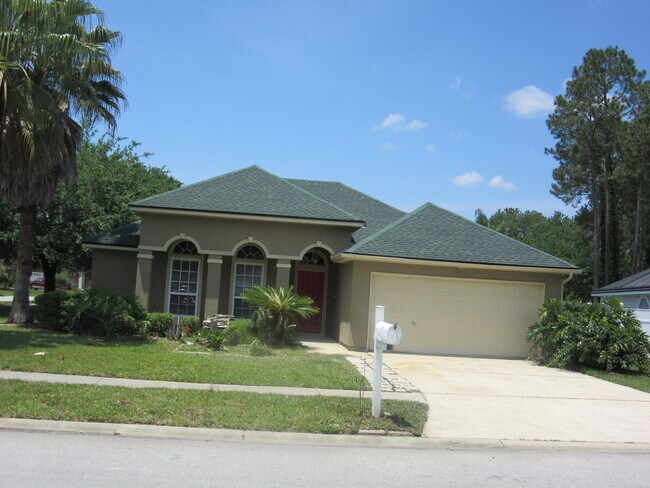 Building Photo - Very Spacious 4/2 Home in Southern Grove R...