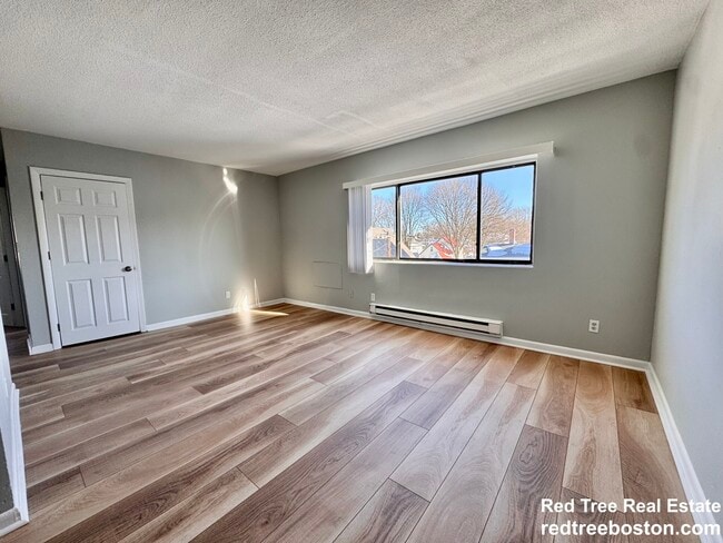 Photo - 837 River St Apartment