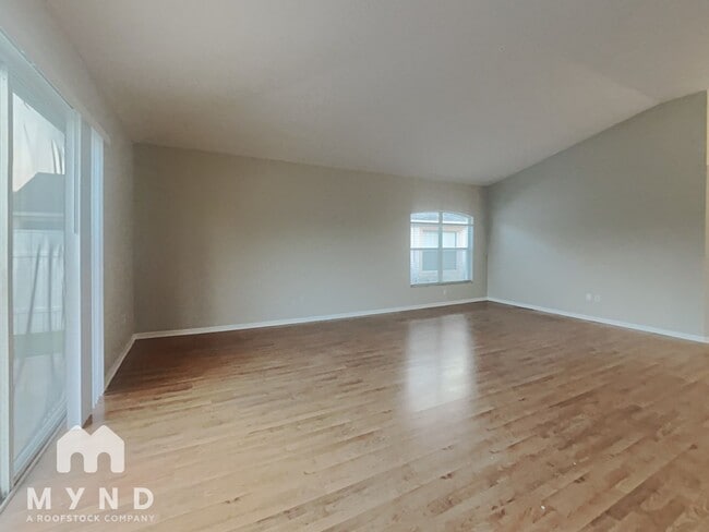 Building Photo - 1328 Maximilian Dr