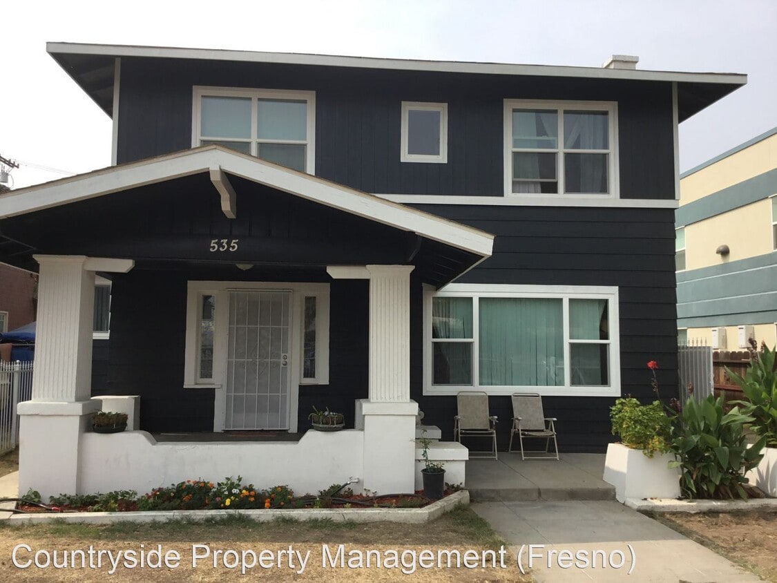 Primary Photo - 4 br, 2 bath House - 535 N. Fulton Street