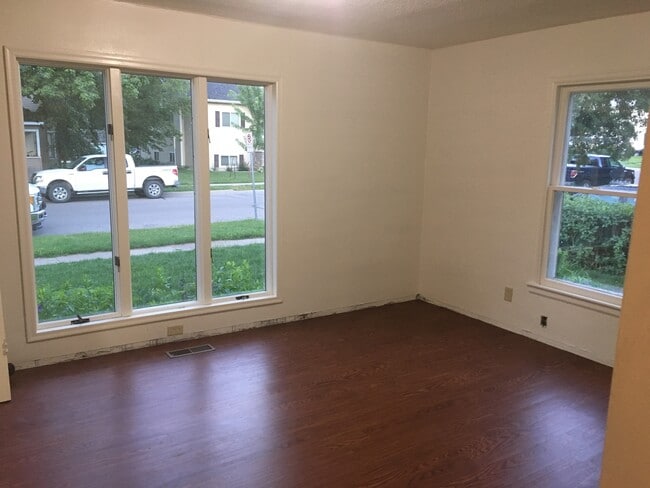 Foto del edificio - 2103 Olive St