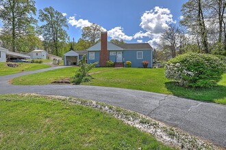 Building Photo - 1212 Tusculum Blvd