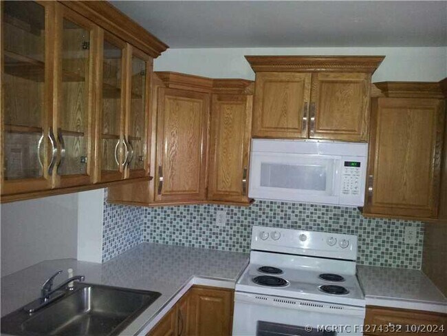 Foto del edificio - 3250 NW 85th Ave