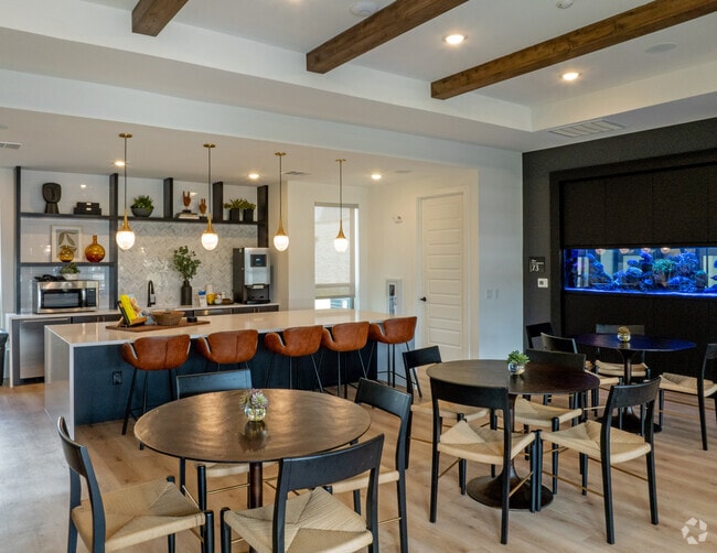 Clubroom - Cascades at Onion Creek