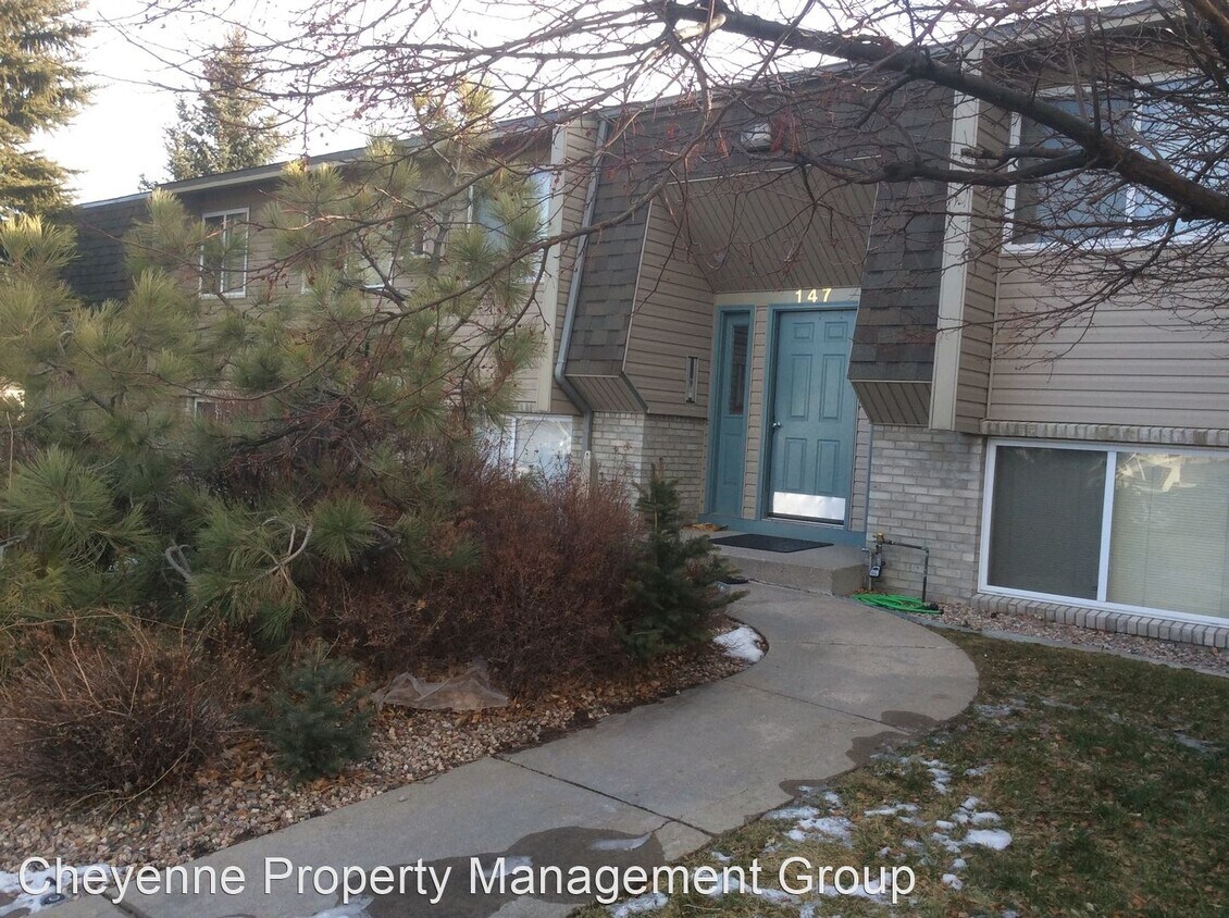 Primary Photo - 147 Brookfield Ct