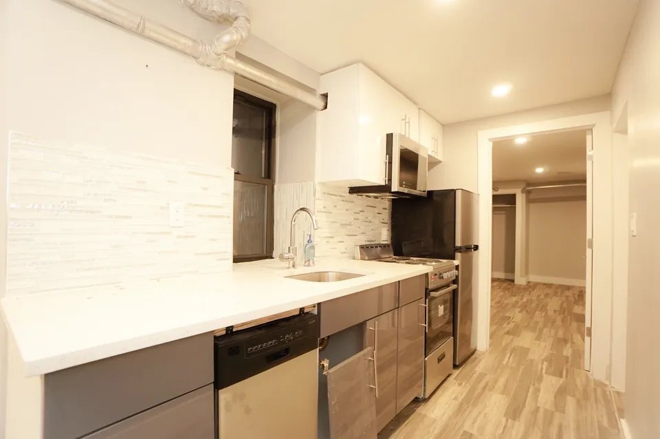 Photo - 510 Jackson Ave (The Bronx, NY)
