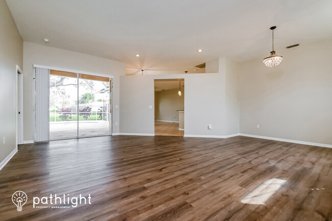 Building Photo - 8994 Misty Creek Dr, Sarasota, FL, 34241