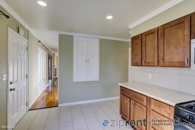 Building Photo - 4 br, 2 bath House - 2541 Cottonwood Drive...