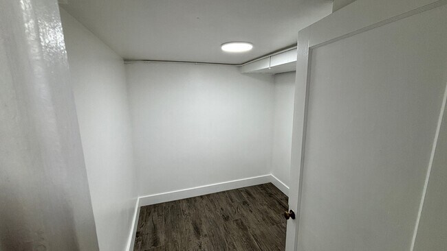 Foto del edificio - 528 E 400 N