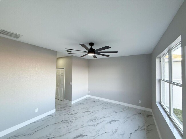 Foto del edificio - 2958 White Cedar Cir