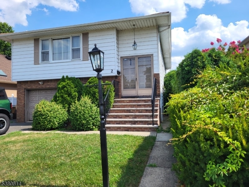 Primary Photo - 2 Gilbert Ave