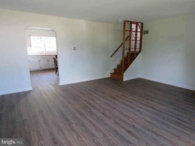 Foto del edificio - 6041 Washington Ln