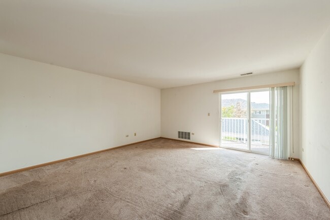 Building Photo - 801 N McLean Blvd